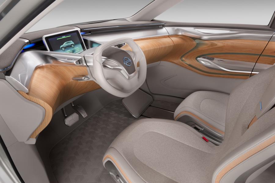 Интерьер Nissan Terra Concept 2012 года  (фото 5 из 10)